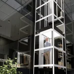 cam kabinli villa asansoru.jpg